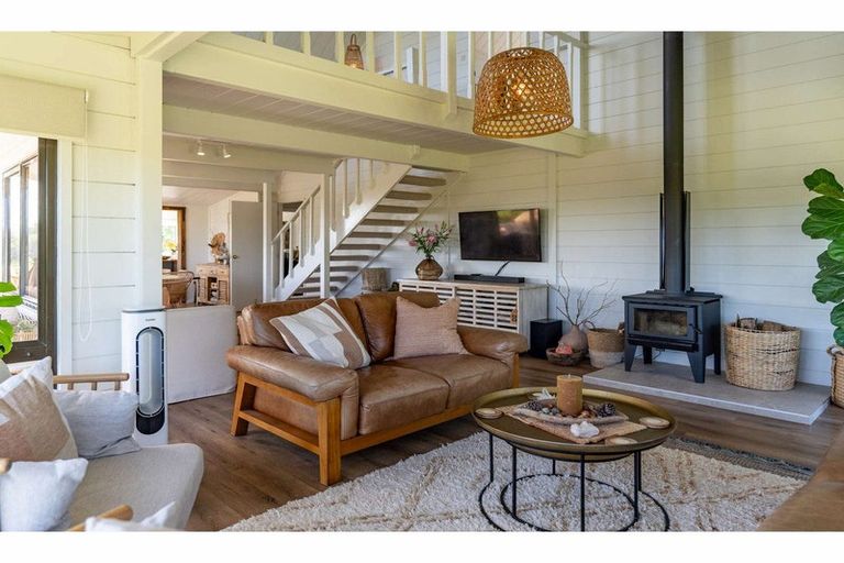 Photo of property in 70 Edmonds Road, Kerikeri, 0293