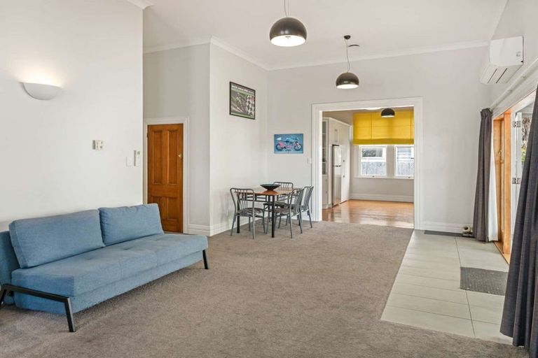 Photo of property in 11 Hurworth Place, College Estate, Whanganui, 4500