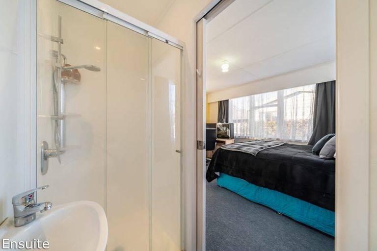 Photo of property in 19 Sheridan Crescent, Trentham, Upper Hutt, 5018