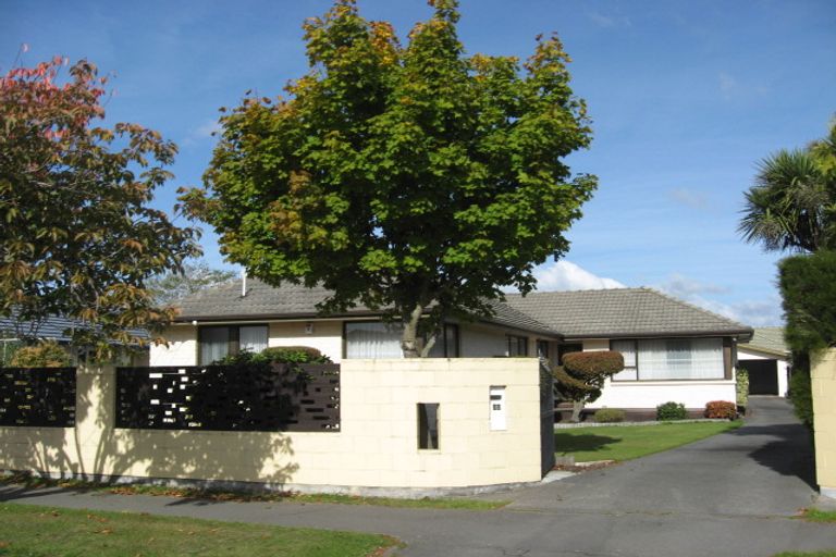 Photo of property in 29 Coniston Avenue, Ilam, Christchurch, 8041