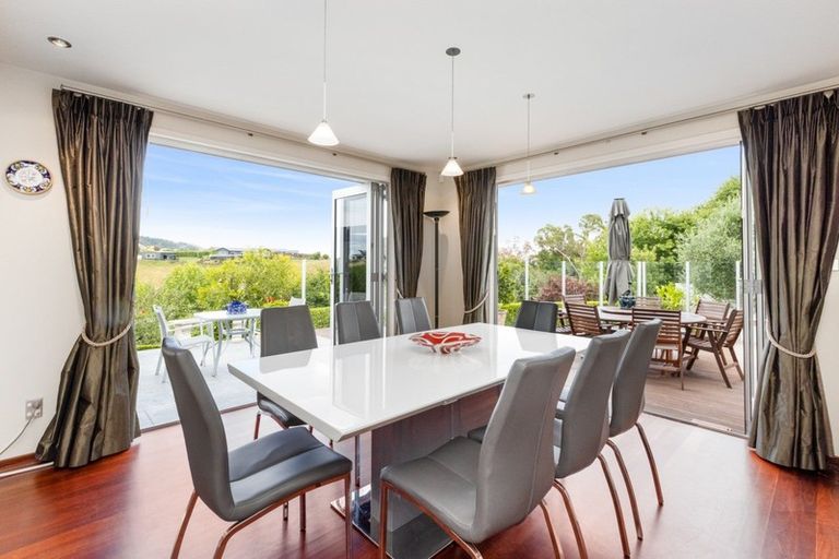 Photo of property in 88 Rochfort Road, Havelock North, 4130