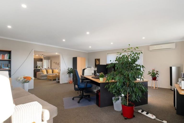 Photo of property in 1 Turner Place, Wakefield, 7025