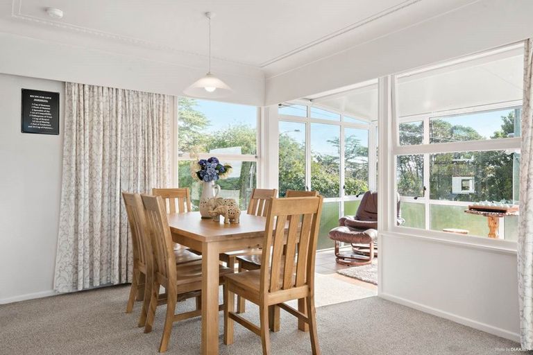 Photo of property in 157 Coronation Road, Hillcrest, Auckland, 0627