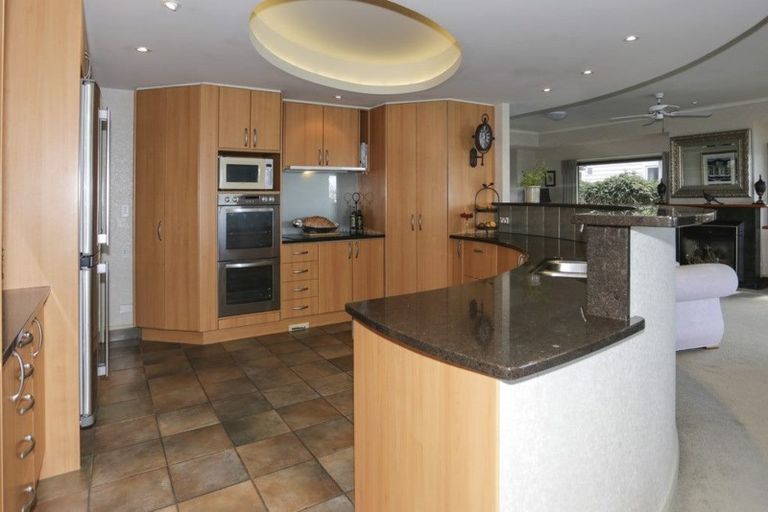 Photo of property in 98 Maxwells Road, Otumoetai, Tauranga, 3110