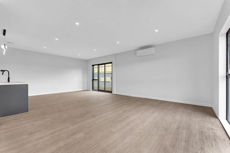 Photo of property in 7 Dolcetto Place, Pokeno, 2402