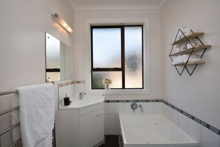 Photo of property in 38 John Street, Strathern, Invercargill, 9812