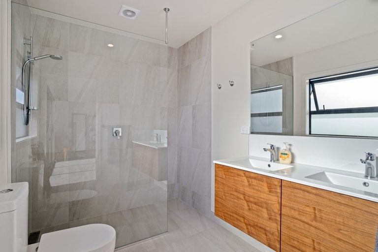 Photo of property in 3 Bargour Street, Wanaka, 9305