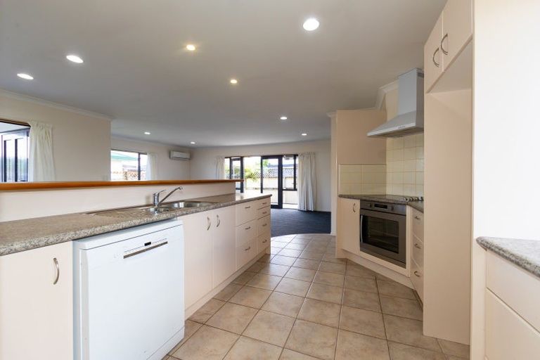 Photo of property in 2b Forward Street, Greenmeadows, Napier, 4112
