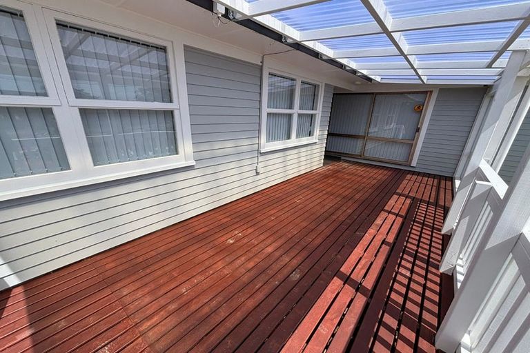 Photo of property in 67 Rogers Road, Manurewa, Auckland, 2102