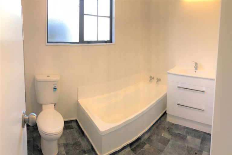 Photo of property in 7a Hindmarsh Street, Johnsonville, Wellington, 6037