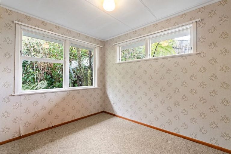 Photo of property in 4 Branscombe Street, Johnsonville, Wellington, 6037