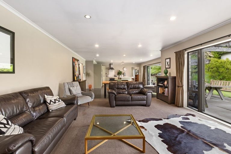 Photo of property in 15a Te Mata Peak Road, Havelock North, 4130