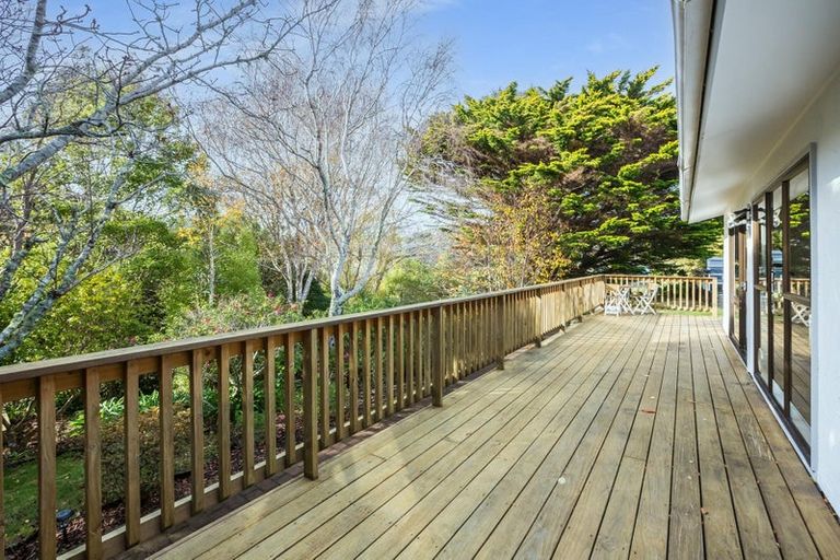 Photo of property in 22 Solander Place, Whitby, Porirua, 5024