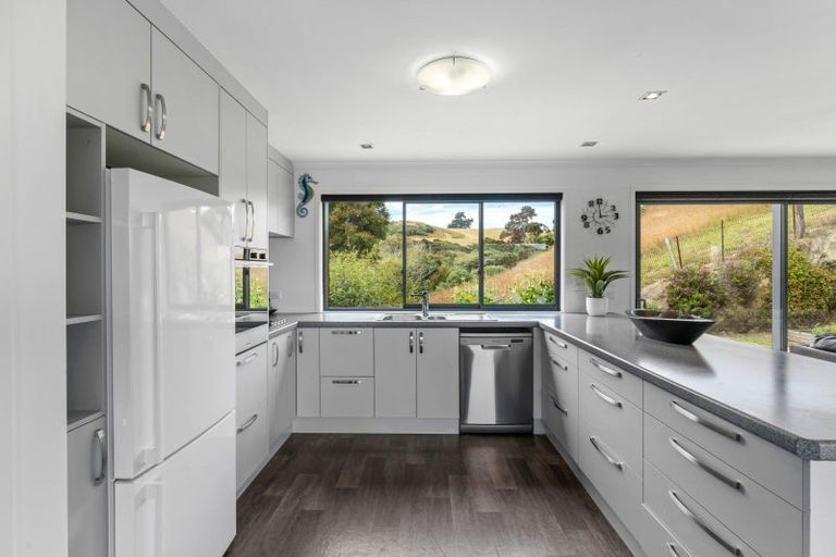 Photo of property in 1420 Taieri Mouth Road, Taieri Mouth, Brighton, 9091