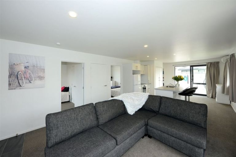 Photo of property in 174a Bowhill Road, New Brighton, Christchurch, 8083