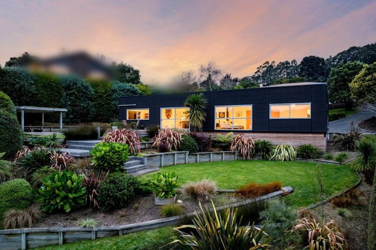 Photo of property in 35 Waikana Street, Broad Bay, Dunedin, 9014