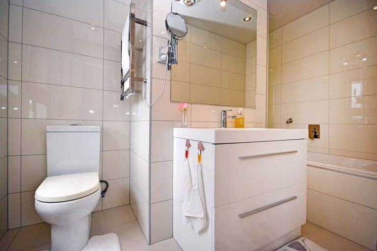 Photo of property in 9 Buccaneer Court, Gulf Harbour, Whangaparaoa, 0930