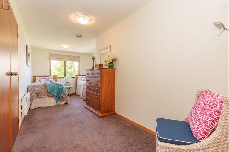 Photo of property in 22 Hood Crescent, Arrowtown, 9302