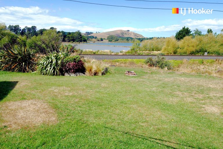 Photo of property in 2 Bourke Street, Waikouaiti, 9510