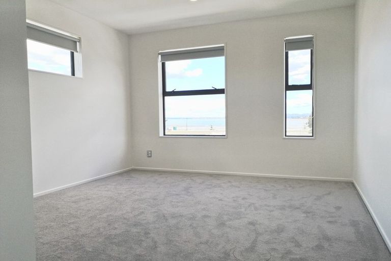 Photo of property in 17c Scott Road, Hobsonville, Auckland, 0616