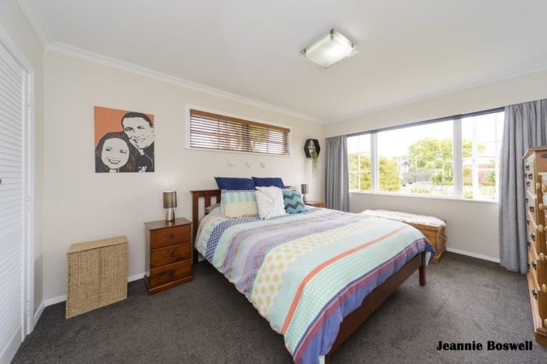 Photo of property in 58 Newcastle Street, Hokowhitu, Palmerston North, 4410