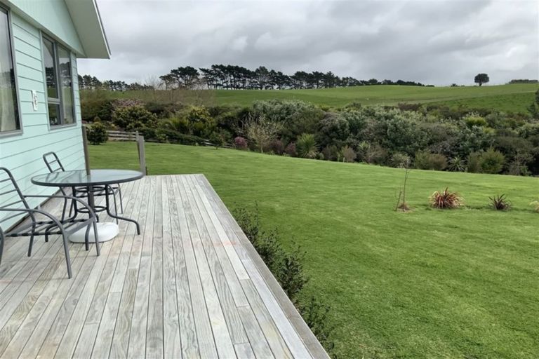 Photo of property in 3 Allan Road, Awhitu, Waiuku, 2684