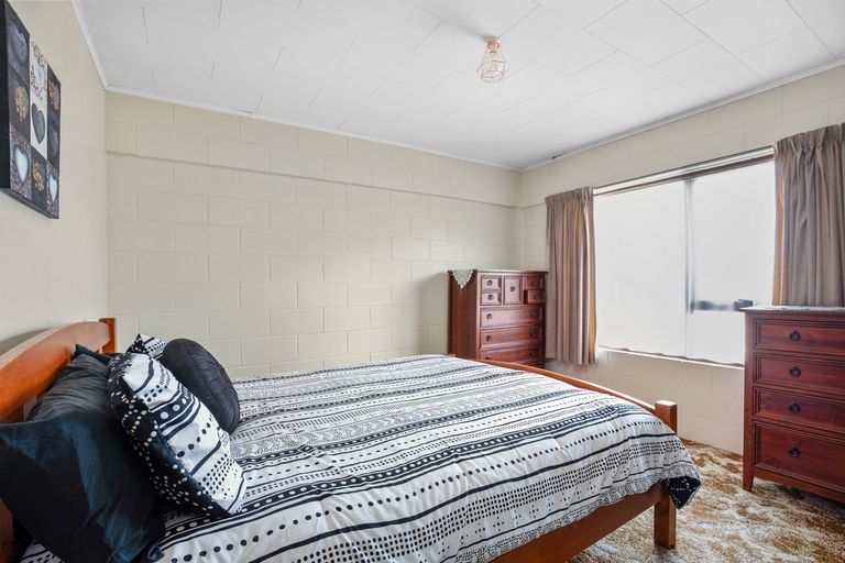 Photo of property in 29 Fraser Street, Clyde, 9330