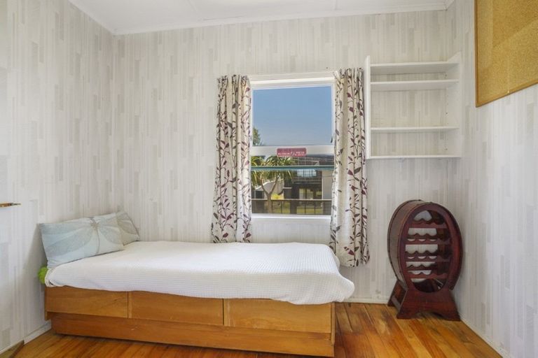 Photo of property in 234 Beverley Terrace, Whangamata, 3620