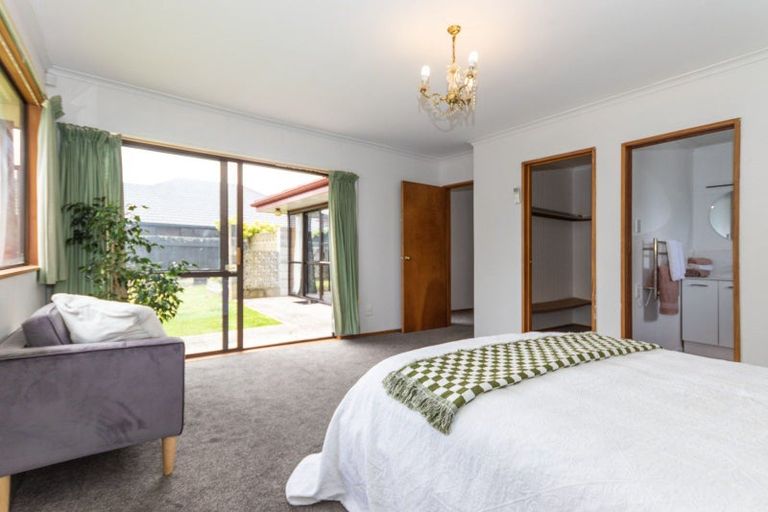 Photo of property in 5 Airport Drive, Milson, Palmerston North, 4414