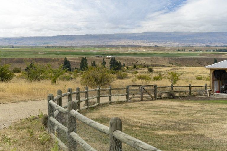 Photo of property in 443 Waikerikeri Vly Road, Waikerikeri, Alexandra, 9391