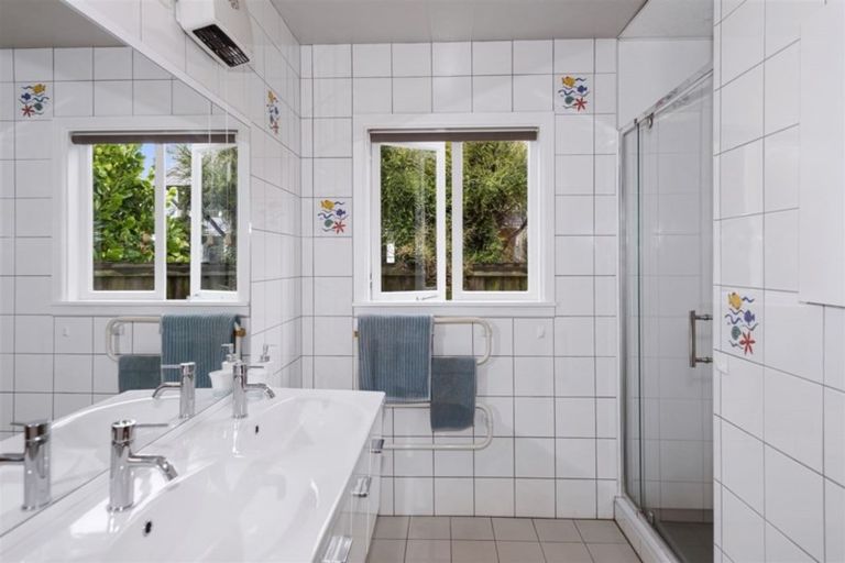 Photo of property in 93 Nayland Street, Sumner, Christchurch, 8081