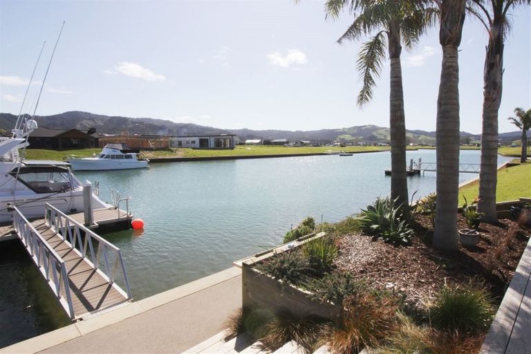 Photo of property in 77 Leeward Drive, Whitianga, 3510