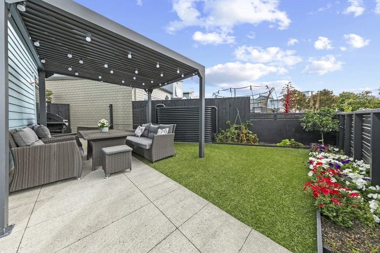 Photo of property in 7 Torea Tai Road, Hobsonville, Auckland, 0616
