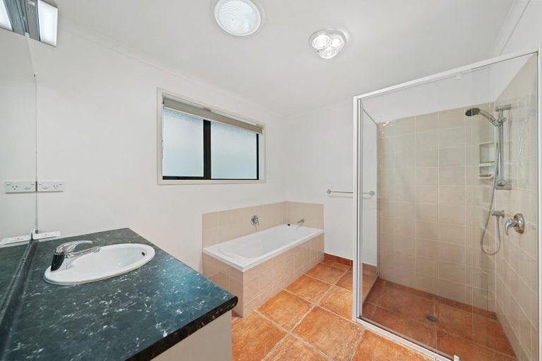 Photo of property in 58 Arrowsmith Road, Waitakere, Henderson, 0782