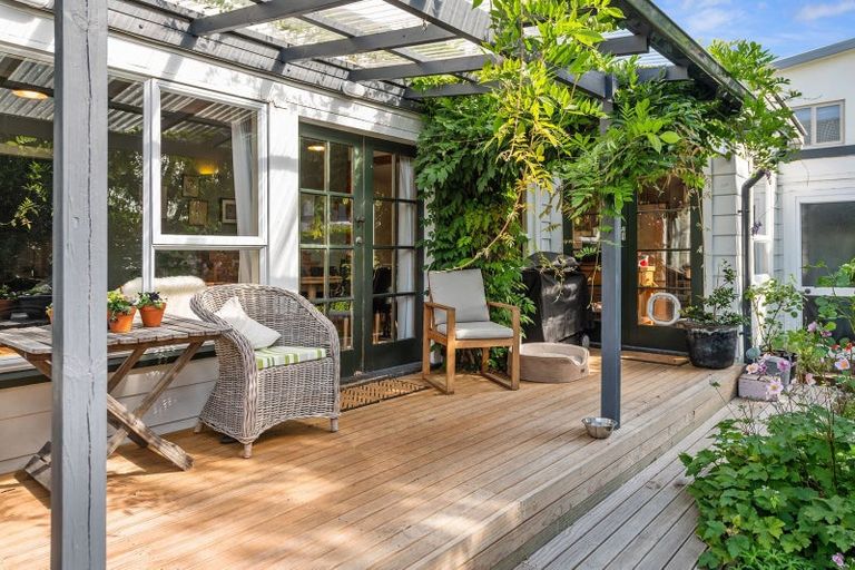 Photo of property in 299 Eastern Terrace, Sydenham, Christchurch, 8023