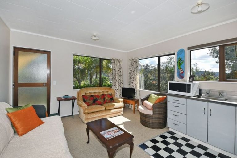 Photo of property in 1 Tikorangi Place, Morningside, Whangarei, 0110