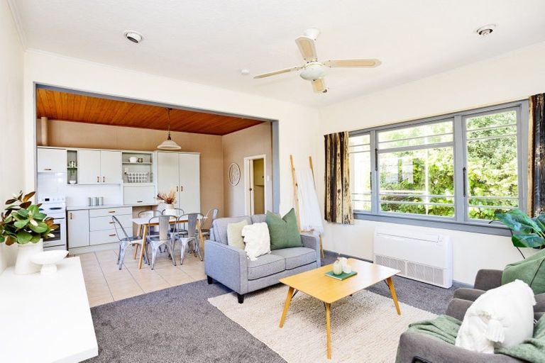 Photo of property in 27 Bullar Street, Grasmere, Invercargill, 9810