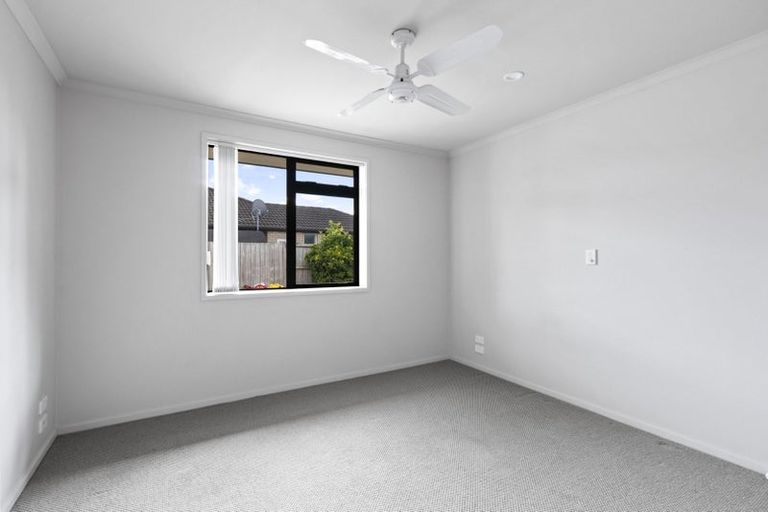 Photo of property in 5 Holcroft Place, Huntington, Hamilton, 3210