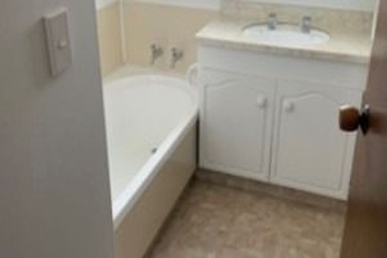 Photo of property in 106 Porangahau Road, Waipukurau, 4200