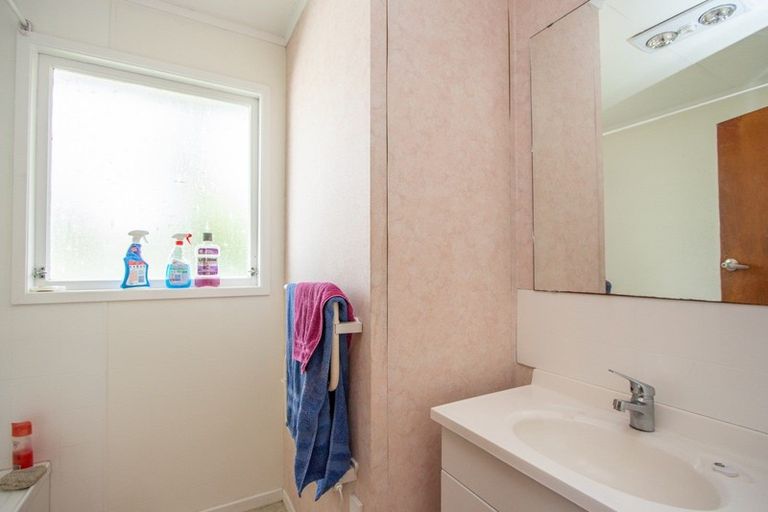 Photo of property in 73 Pandora Avenue, Sunnybrook, Rotorua, 3015