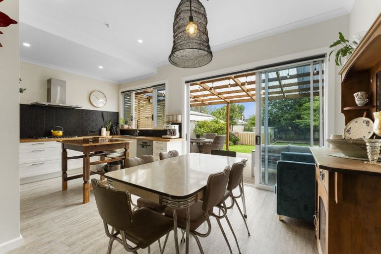 Photo of property in 24 Tararua Street, Pahiatua, 4910