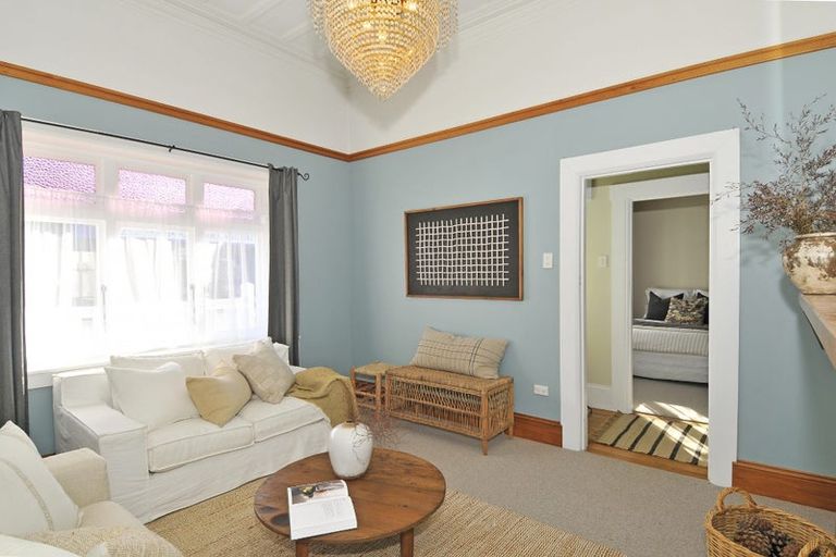 Photo of property in 12 Sale Street, Napier South, Napier, 4110
