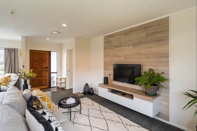 Photo of property in 60d Ruapehu Street, Paraparaumu, 5032