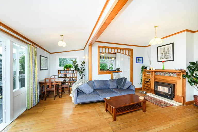 Photo of property in 26 Marne Street, Hokowhitu, Palmerston North, 4410