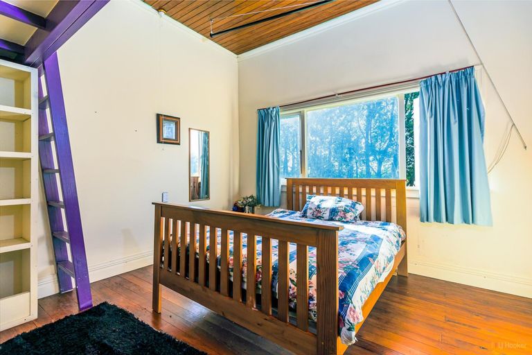 Photo of property in 70 Parsonage Road, Waimate, 7978