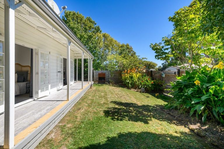 Photo of property in 31 Dunk Place, Milson, Palmerston North, 4414