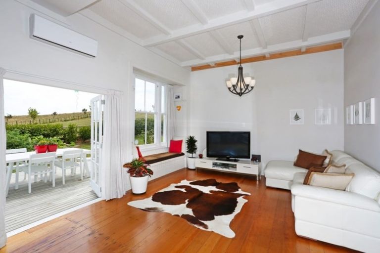 Photo of property in 521 Clevedon Kawakawa Road, Clevedon, 2585