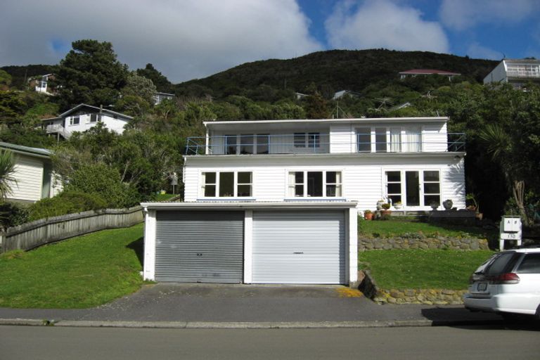 Photo of property in 130 Campbell Street, Karori, Wellington, 6012