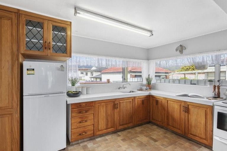 Photo of property in 19 Charleston Avenue, Boulcott, Lower Hutt, 5011