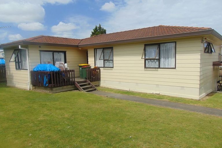 Photo of property in 1/10 Ebenezer Way, Clendon Park, Auckland, 2103